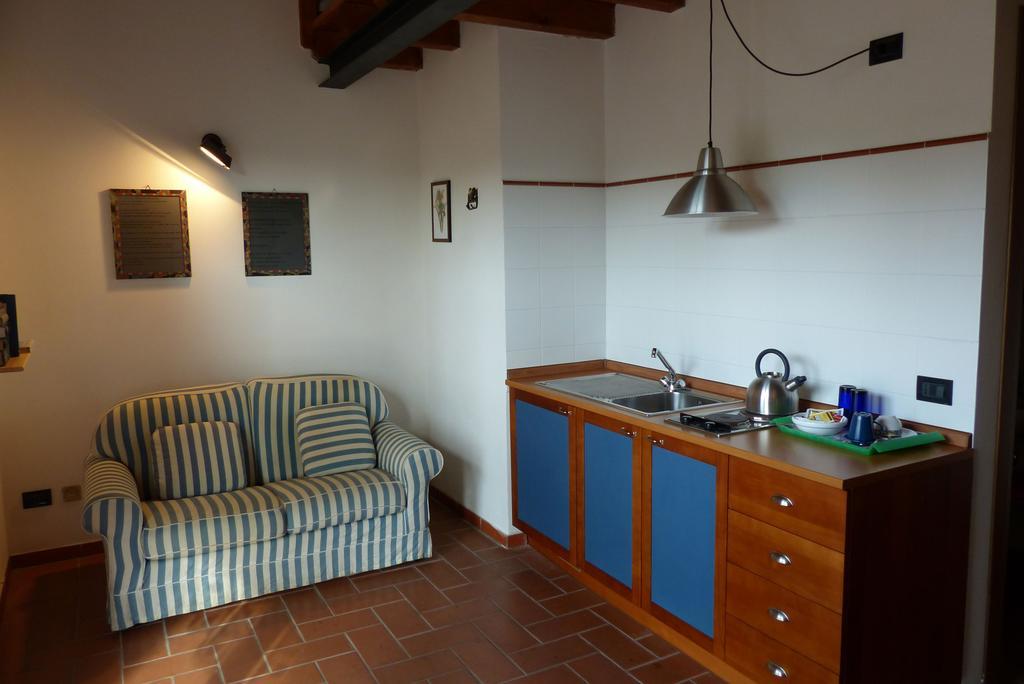 Arriga Alta Villa Lonato Ruang foto