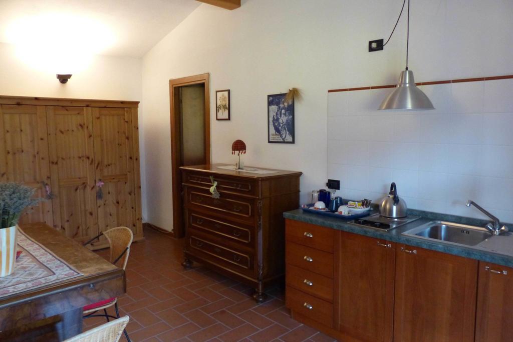 Arriga Alta Villa Lonato Ruang foto
