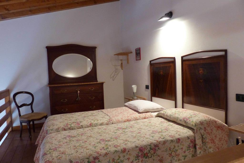 Arriga Alta Villa Lonato Ruang foto