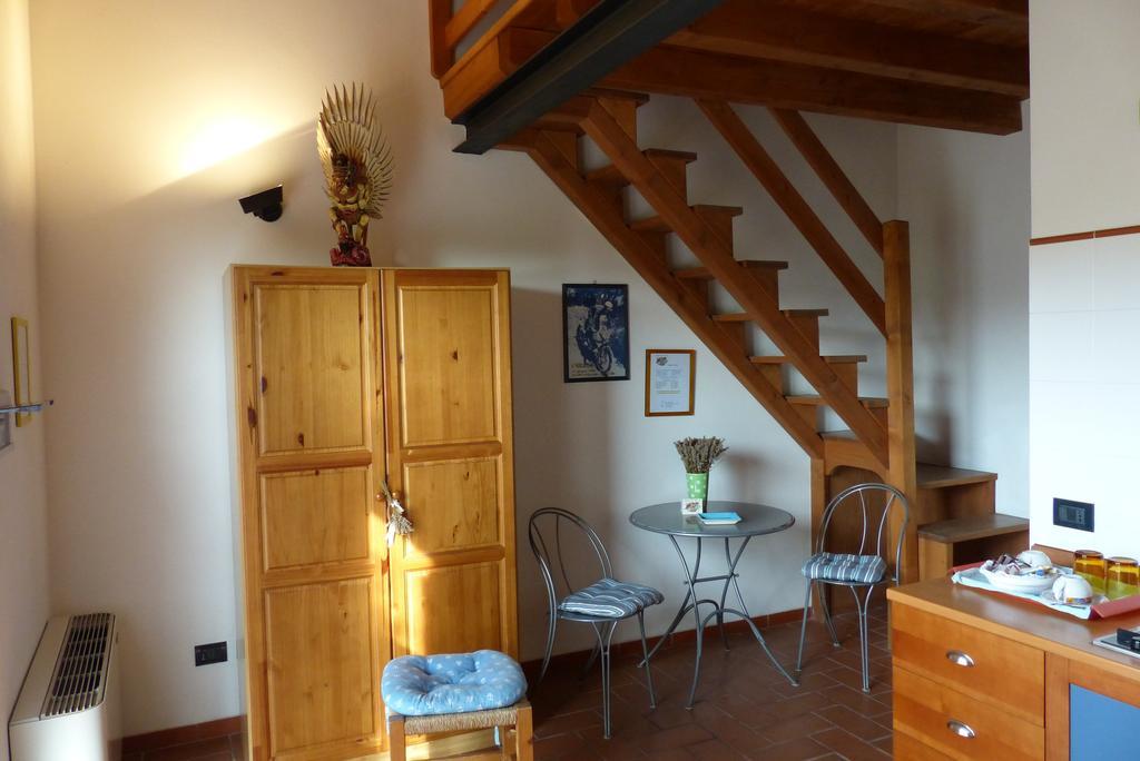 Arriga Alta Villa Lonato Ruang foto